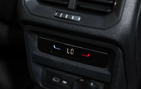 Volkswagen Tiguan II, 2021 год, 2 599 000 рублей, 28 фотография