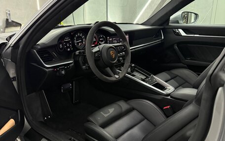 Porsche 911, 2020 год, 23 600 000 рублей, 2 фотография
