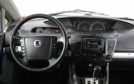 SsangYong Rodius I, 2008 год, 780 000 рублей, 21 фотография