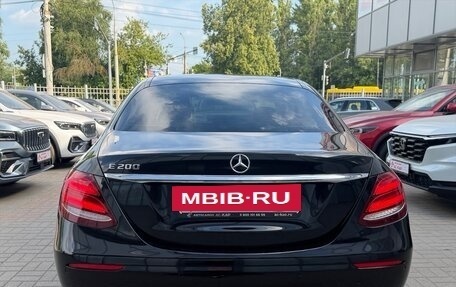 Mercedes-Benz E-Класс, 2016 год, 2 490 000 рублей, 20 фотография
