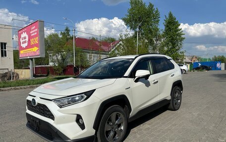 Toyota RAV4, 2019 год, 3 550 000 рублей, 3 фотография