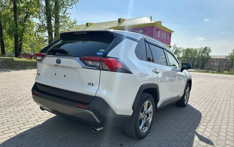 Toyota RAV4, 2019 год, 3 550 000 рублей, 5 фотография