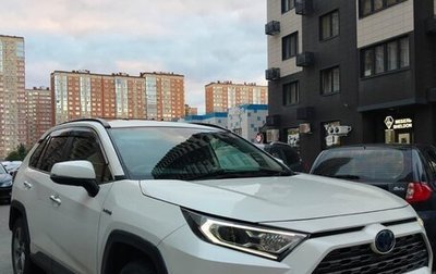 Toyota RAV4, 2019 год, 3 550 000 рублей, 1 фотография