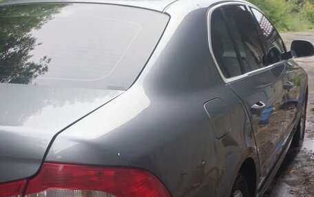 Skoda Superb III рестайлинг, 2010 год, 850 000 рублей, 1 фотография