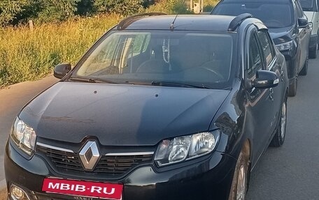 Renault Logan II, 2015 год, 580 000 рублей, 1 фотография