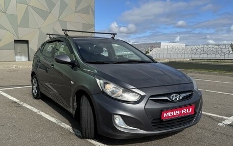 Hyundai Solaris II рестайлинг, 2012 год, 740 000 рублей, 1 фотография