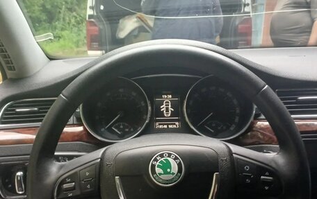 Skoda Superb III рестайлинг, 2010 год, 850 000 рублей, 8 фотография