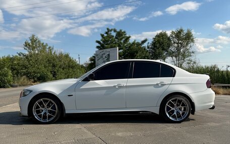 BMW 3 серия, 2011 год, 1 250 000 рублей, 2 фотография