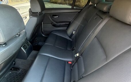 BMW 3 серия, 2011 год, 1 250 000 рублей, 16 фотография