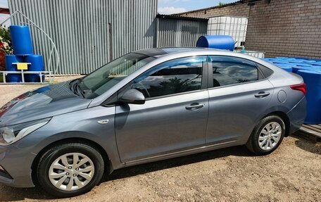 Hyundai Solaris II рестайлинг, 2017 год, 1 380 000 рублей, 36 фотография
