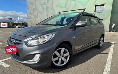 Hyundai Solaris II рестайлинг, 2012 год, 740 000 рублей, 3 фотография