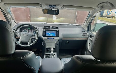 Toyota Land Cruiser Prado 150 рестайлинг 2, 2018 год, 4 045 000 рублей, 14 фотография
