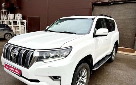 Toyota Land Cruiser Prado 150 рестайлинг 2, 2018 год, 4 045 000 рублей, 9 фотография