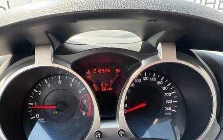 Nissan Juke II, 2012 год, 860 000 рублей, 13 фотография
