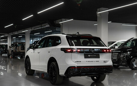 Volkswagen Tiguan, 2025 год, 4 700 000 рублей, 4 фотография