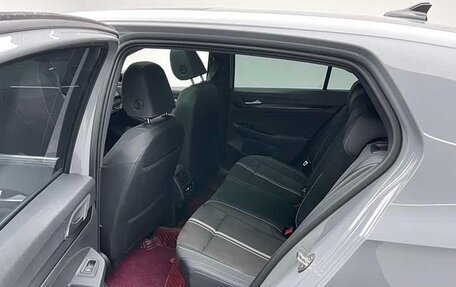 Volkswagen Golf VIII, 2022 год, 2 090 000 рублей, 7 фотография