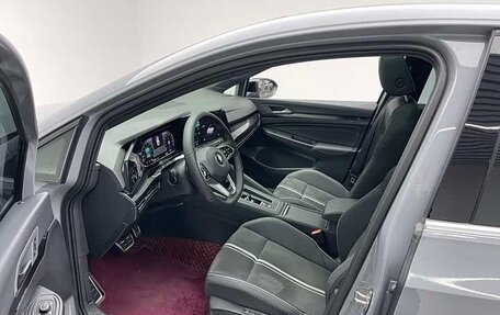Volkswagen Golf VIII, 2022 год, 2 090 000 рублей, 14 фотография