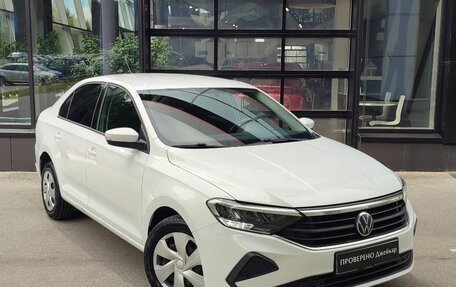 Volkswagen Polo VI (EU Market), 2021 год, 1 635 000 рублей, 3 фотография