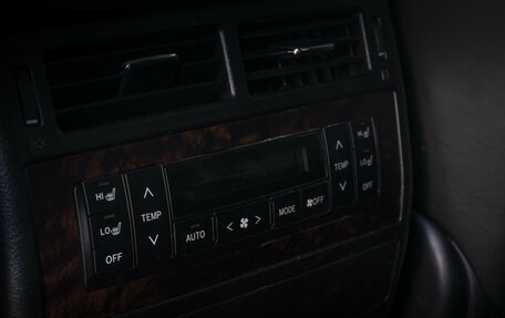 Toyota Land Cruiser 200, 2012 год, 3 698 000 рублей, 19 фотография