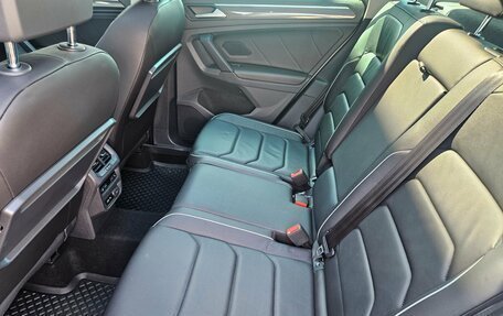 Volkswagen Tiguan II, 2019 год, 3 221 000 рублей, 9 фотография
