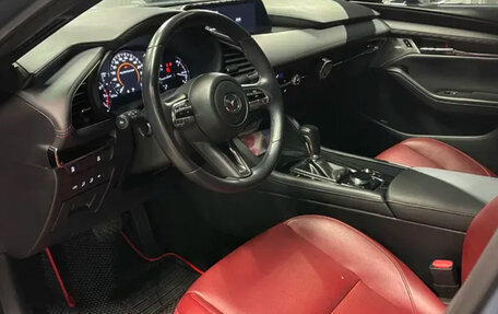 Mazda 3, 2022 год, 1 800 000 рублей, 6 фотография