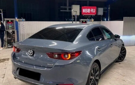 Mazda 3, 2022 год, 1 800 000 рублей, 5 фотография