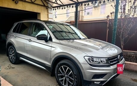 Volkswagen Tiguan II, 2019 год, 2 550 000 рублей, 2 фотография