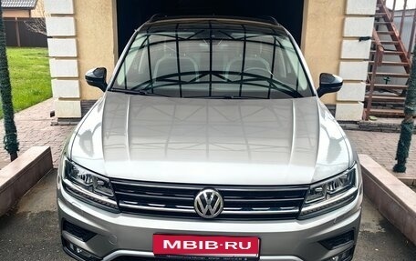 Volkswagen Tiguan II, 2019 год, 2 550 000 рублей, 5 фотография