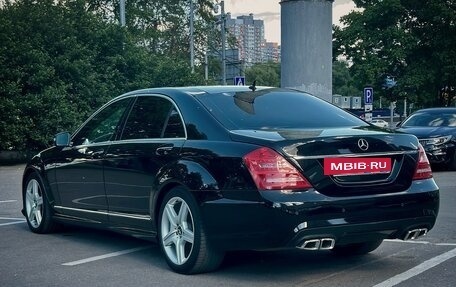 Mercedes-Benz S-Класс, 2007 год, 1 800 000 рублей, 4 фотография