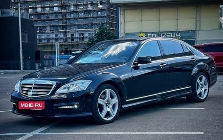 Mercedes-Benz S-Класс, 2007 год, 1 800 000 рублей, 3 фотография