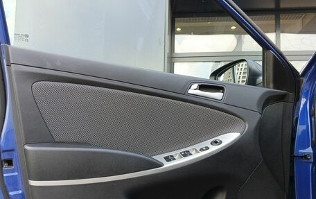 Hyundai Solaris II рестайлинг, 2013 год, 929 000 рублей, 15 фотография