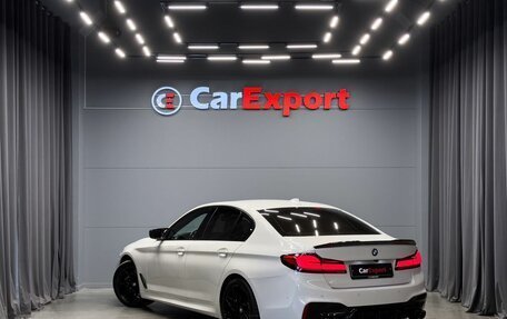 BMW 5 серия, 2018 год, 3 675 000 рублей, 5 фотография