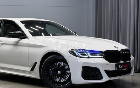 BMW 5 серия, 2018 год, 3 675 000 рублей, 13 фотография