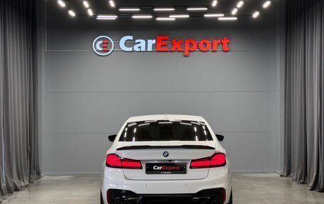 BMW 5 серия, 2018 год, 3 675 000 рублей, 14 фотография