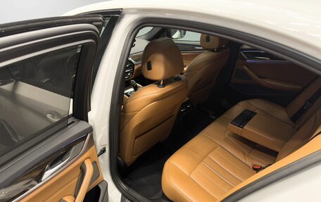 BMW 5 серия, 2018 год, 3 675 000 рублей, 31 фотография