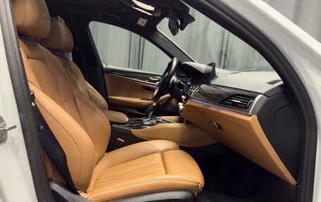 BMW 5 серия, 2018 год, 3 675 000 рублей, 40 фотография