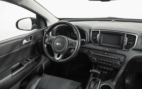 KIA Sportage IV рестайлинг, 2018 год, 1 749 000 рублей, 10 фотография