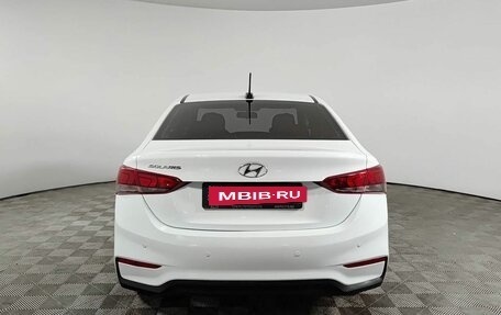 Hyundai Solaris II рестайлинг, 2018 год, 1 050 000 рублей, 7 фотография