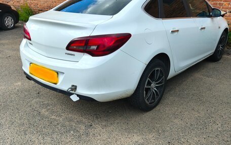 Opel Astra J, 2012 год, 327 000 рублей, 5 фотография