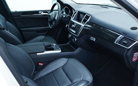 Mercedes-Benz GL-Класс, 2015 год, 3 190 000 рублей, 11 фотография