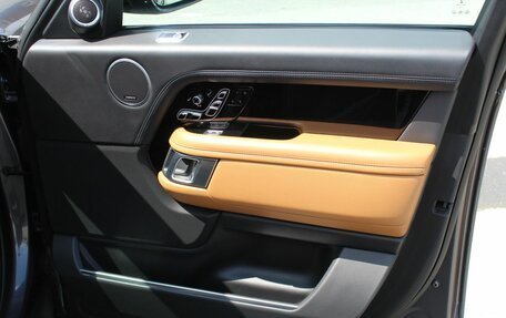 Land Rover Range Rover IV рестайлинг, 2019 год, 10 500 000 рублей, 29 фотография