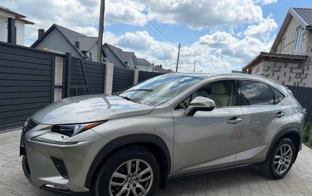 Lexus NX I, 2021 год, 3 650 000 рублей, 8 фотография