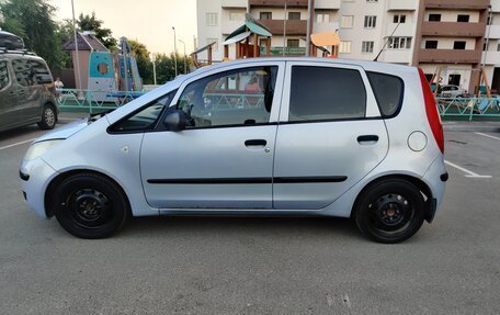 Mitsubishi Colt VI рестайлинг, 2005 год, 300 000 рублей, 4 фотография