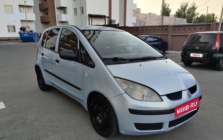 Mitsubishi Colt VI рестайлинг, 2005 год, 300 000 рублей, 6 фотография