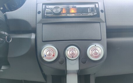 Mitsubishi Colt VI рестайлинг, 2005 год, 300 000 рублей, 15 фотография