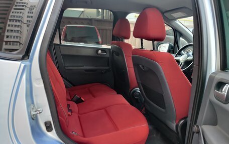 Mitsubishi Colt VI рестайлинг, 2005 год, 300 000 рублей, 19 фотография