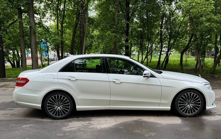 Mercedes-Benz E-Класс, 2013 год, 2 000 000 рублей, 3 фотография