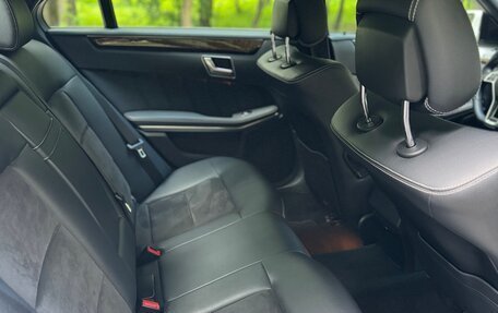 Mercedes-Benz E-Класс, 2013 год, 2 000 000 рублей, 15 фотография