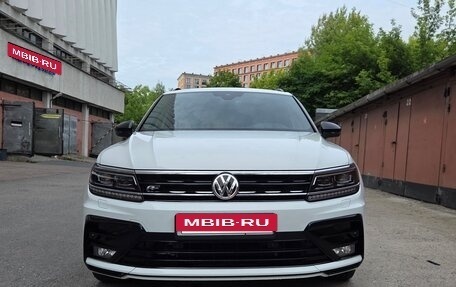 Volkswagen Tiguan II, 2019 год, 3 890 000 рублей, 3 фотография
