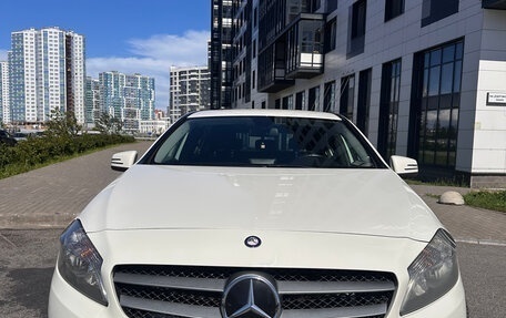 Mercedes-Benz A-Класс, 2014 год, 1 230 000 рублей, 1 фотография